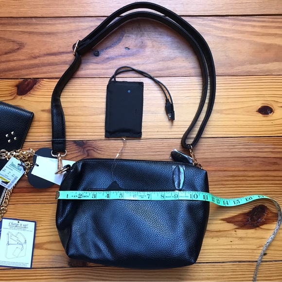 ImoShion USA Black Faux Leather Gold Chain Charger USB Purse Bundle, NWT, 14” - Picture 9 of 16